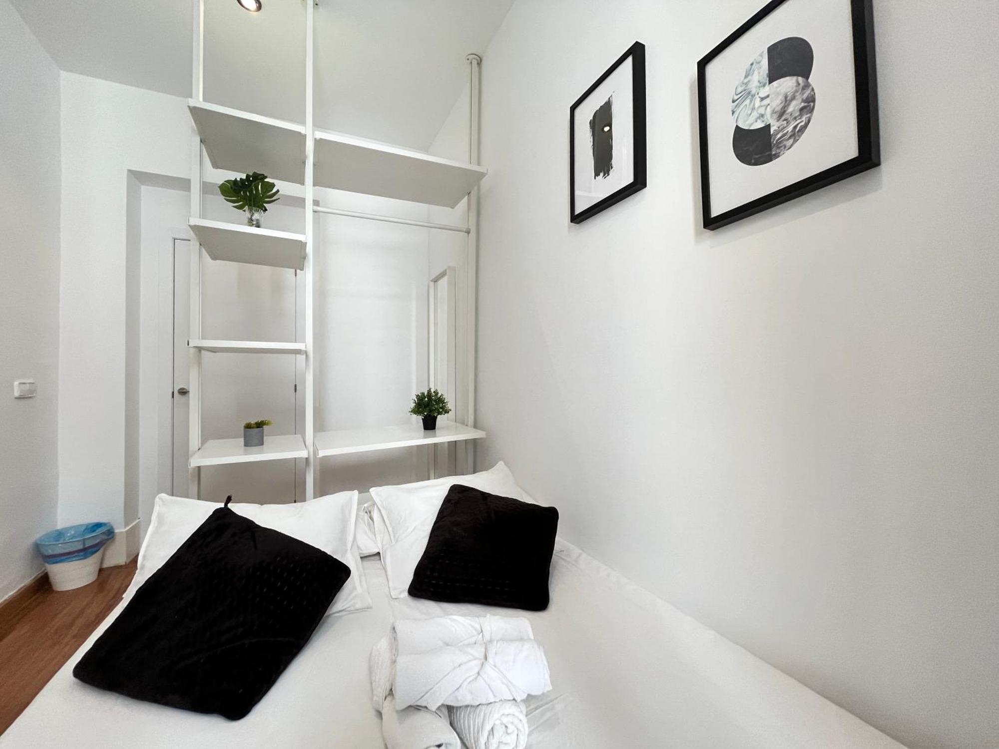 Habitacion Chueca Exterior Мадрид Екстериор снимка