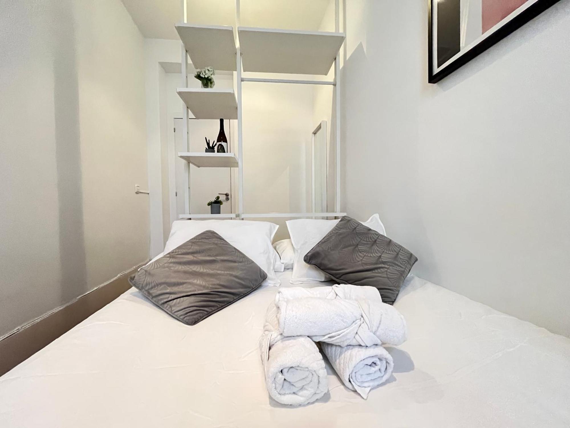 Habitacion Chueca Exterior Мадрид Екстериор снимка